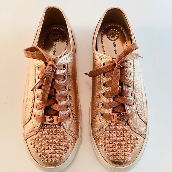 MICHAEL KORS Leather Metallic Stud Rose Gold 6.5 - Picture 1 of 16